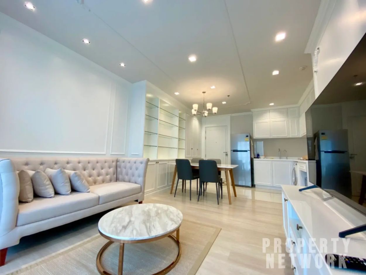2 Bedrooms 2 Bathrooms Size 65sqm. Life One Wireless for Rent