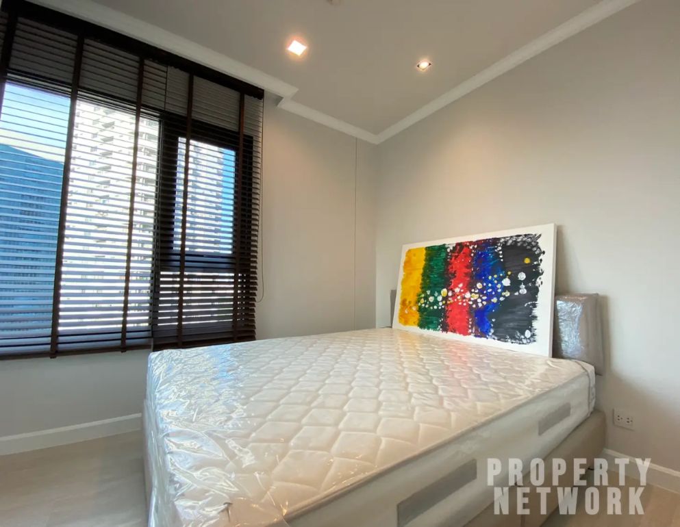 2 Bedrooms 2 Bathrooms Size 65sqm. Life One Wireless for Rent