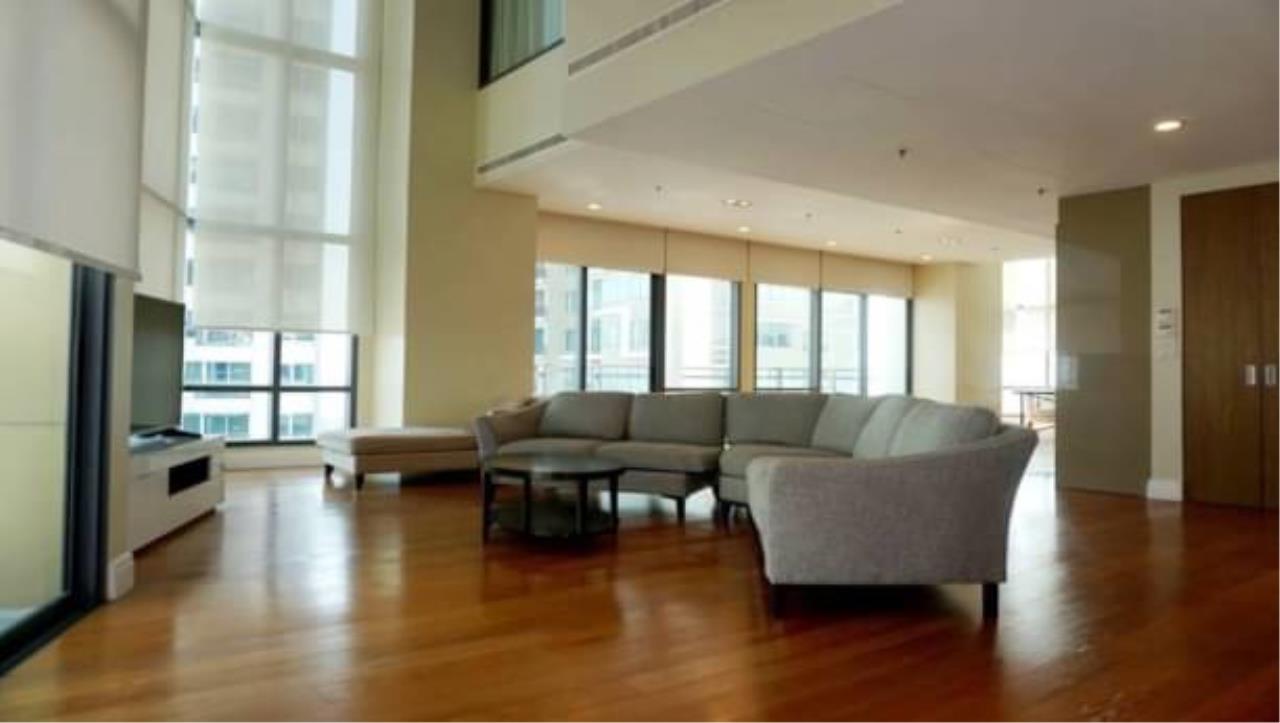 six bedrooms, six bathrooms at bright sukhumvit 24 for rent.