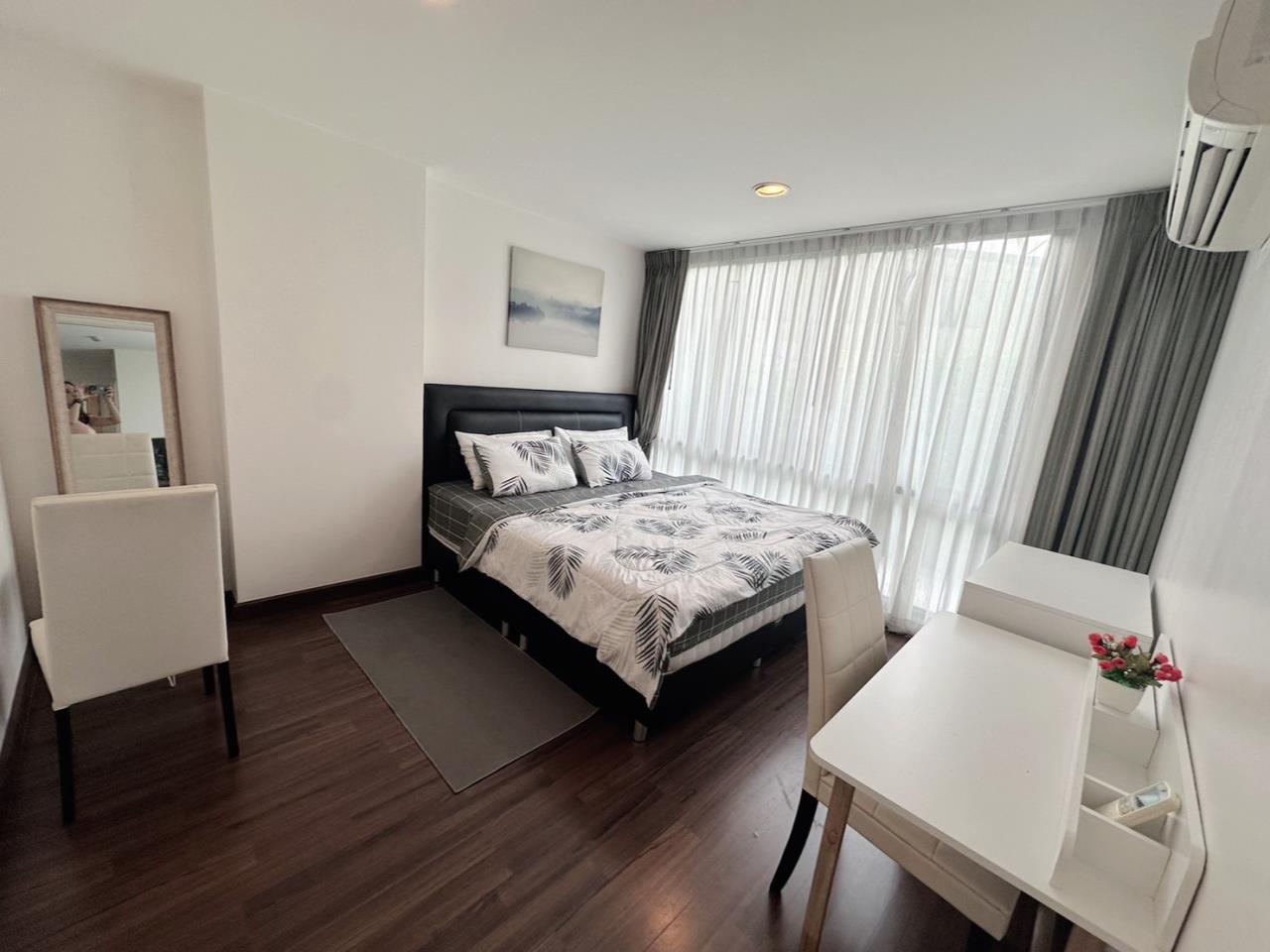 2 bedrooms 2 bathrooms at d65 condominium for rent