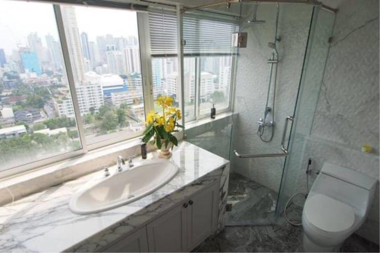 3 bedrooms 4 bathrooms at kiarti thanee city mansion for sale