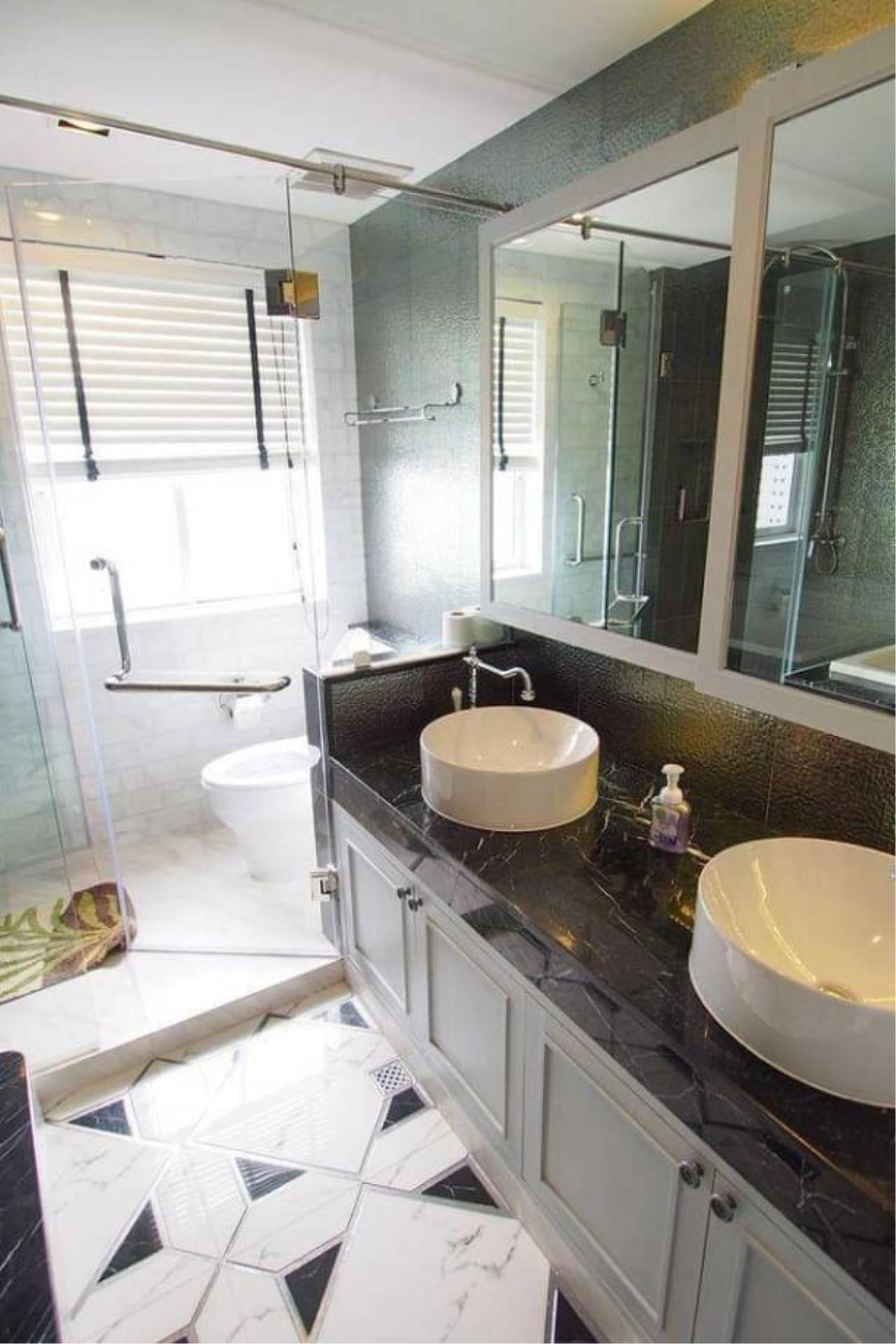 3 bedrooms 4 bathrooms at kiarti thanee city mansion for sale