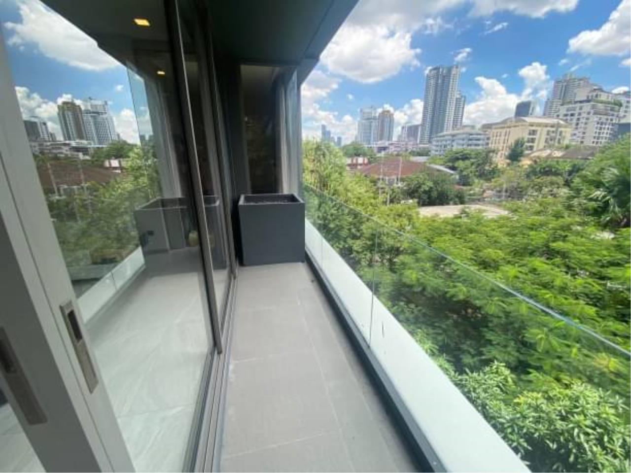 2 Bedrooms 2 Bathrooms Size 80.14sqm. Fynn Sukhumvit 31 for Sale 15,500,000 THB