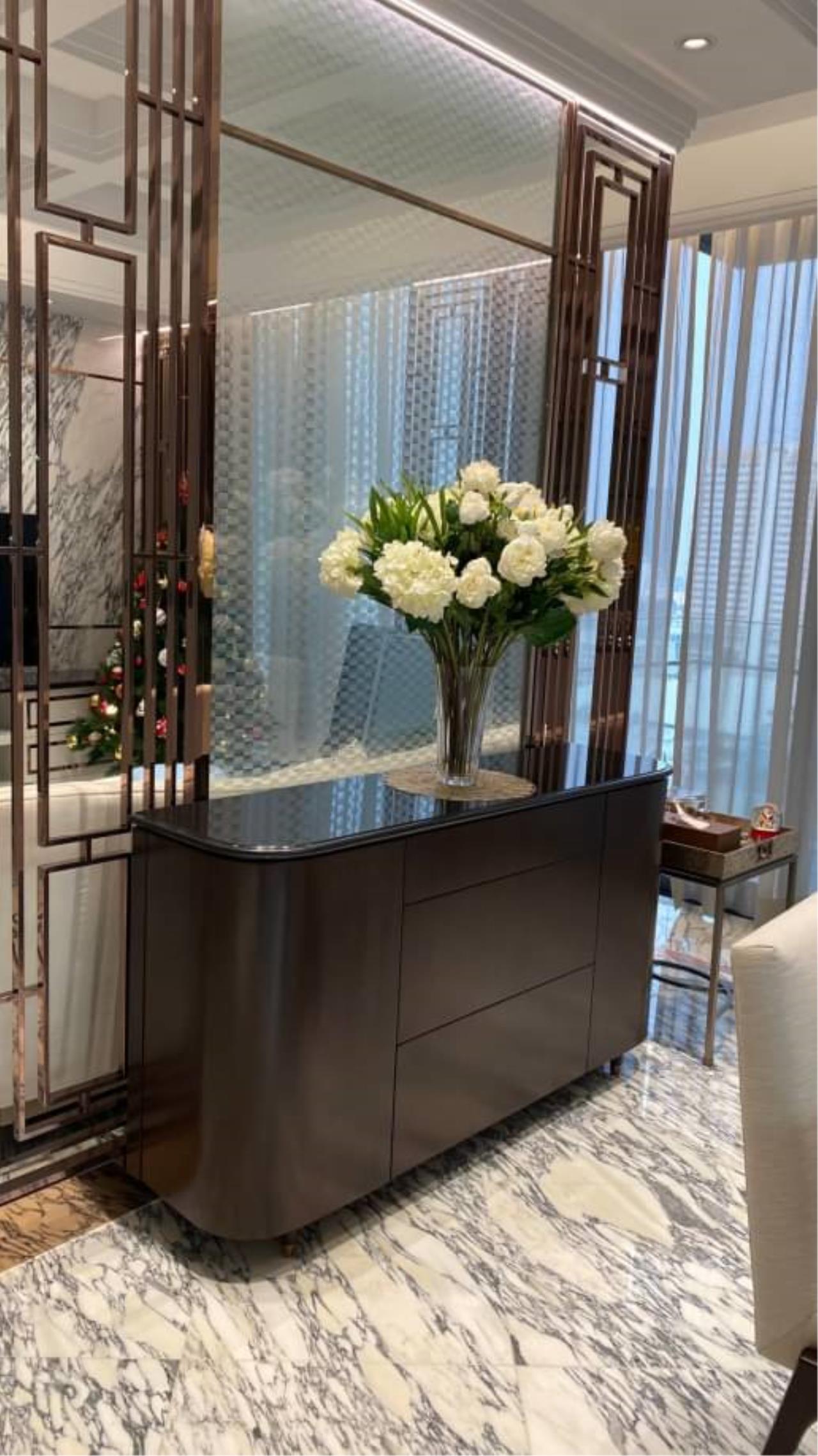 2 Bedrooms 3 Bathrooms Size 124.94sqm. Marque Sukhumvit 39 for Sale 70mTHB