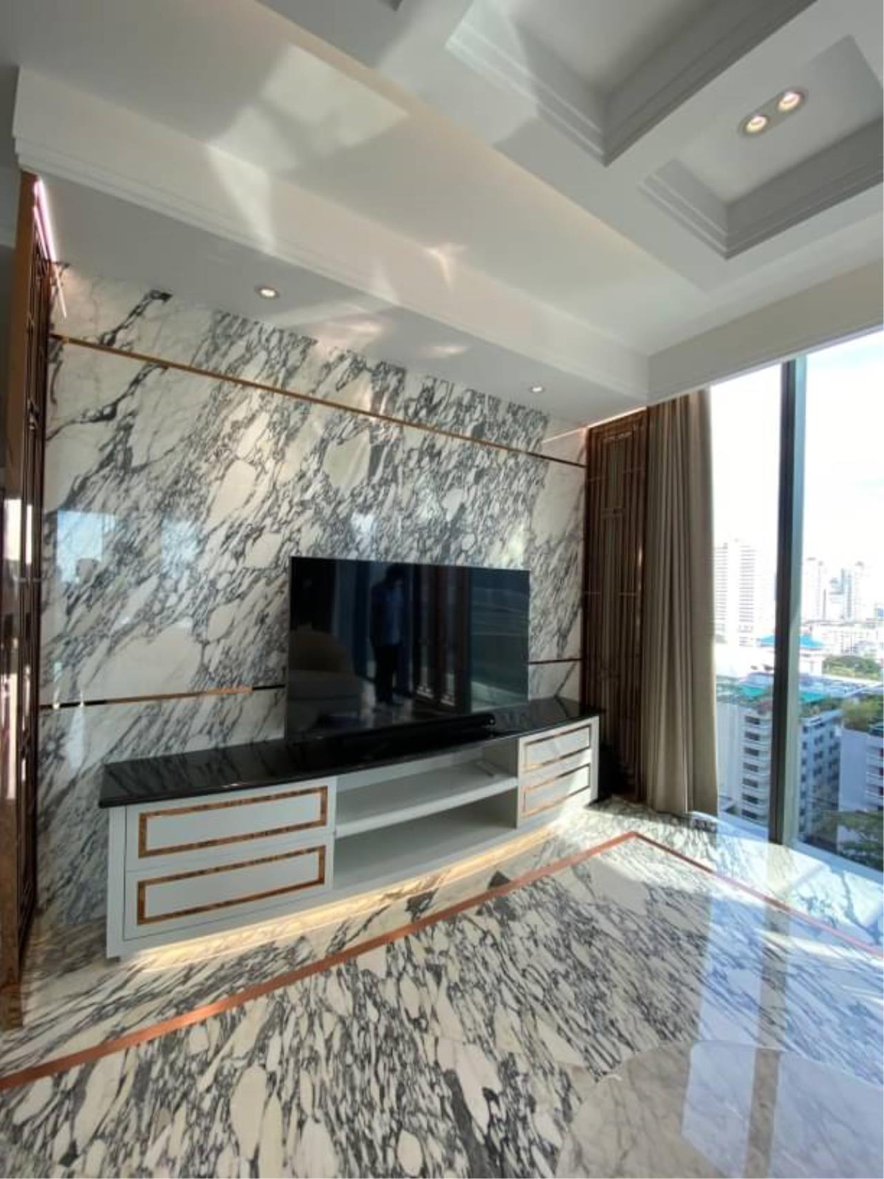 2 Bedrooms 3 Bathrooms Size 124.94sqm. Marque Sukhumvit 39 for Sale 70mTHB