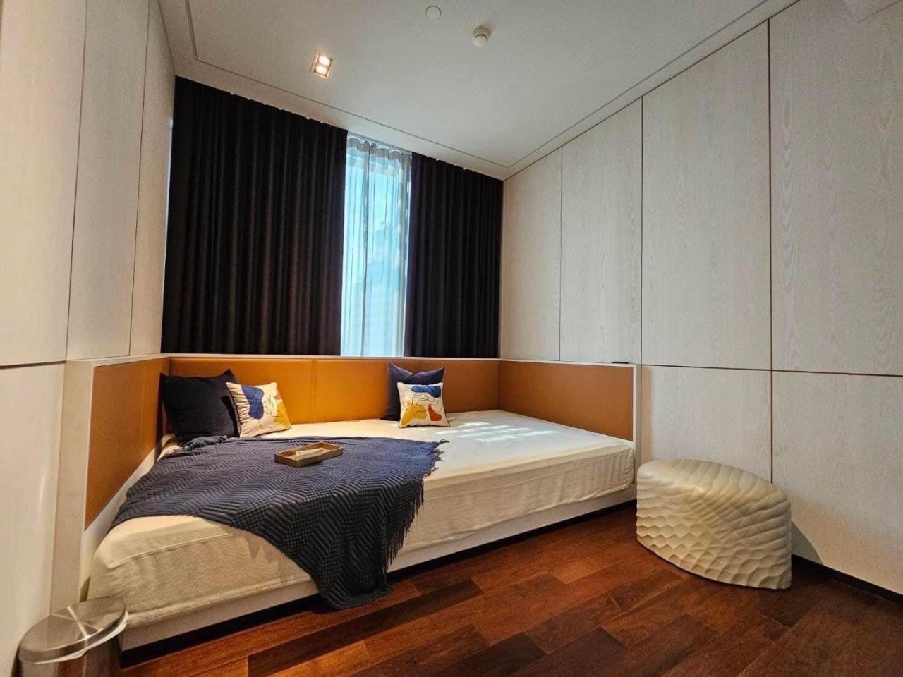 3 bedrooms 3 bathrooms at marque sukhumvit 39 for rent