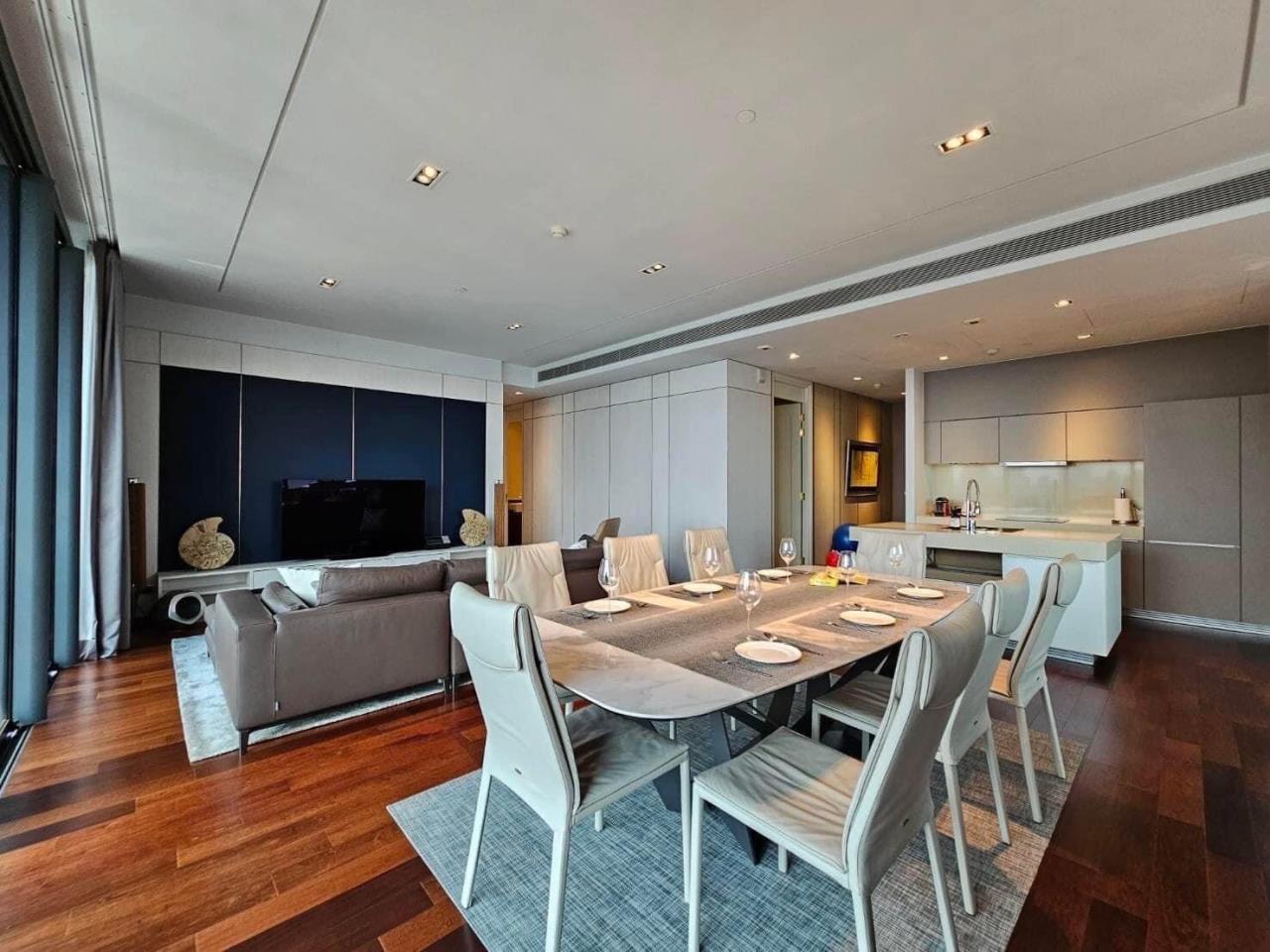3 bedrooms 3 bathrooms at marque sukhumvit 39 for rent