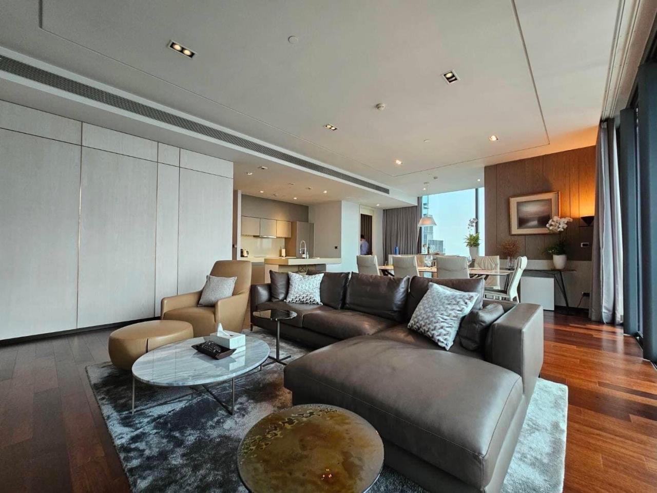 3 bedrooms 3 bathrooms at marque sukhumvit 39 for rent