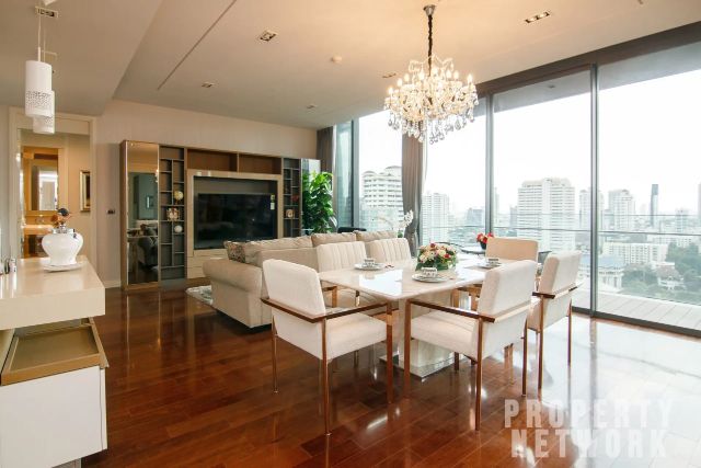 2 bedrooms 2 bathrooms at marque sukhumvit for rent