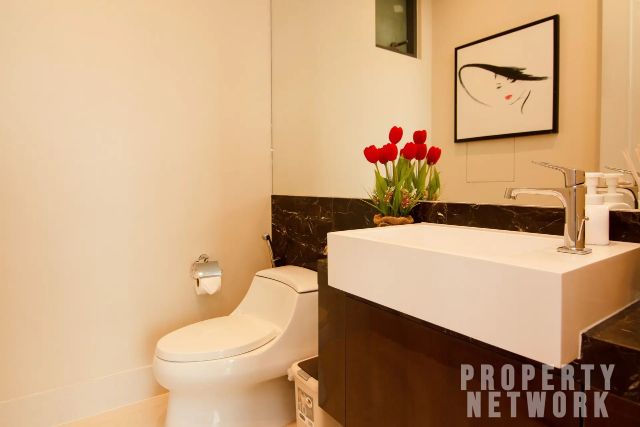 2 Bedrooms 2 Bathrooms Size 127sqm. Marque Sukhumvit for Rent 150,000 THB