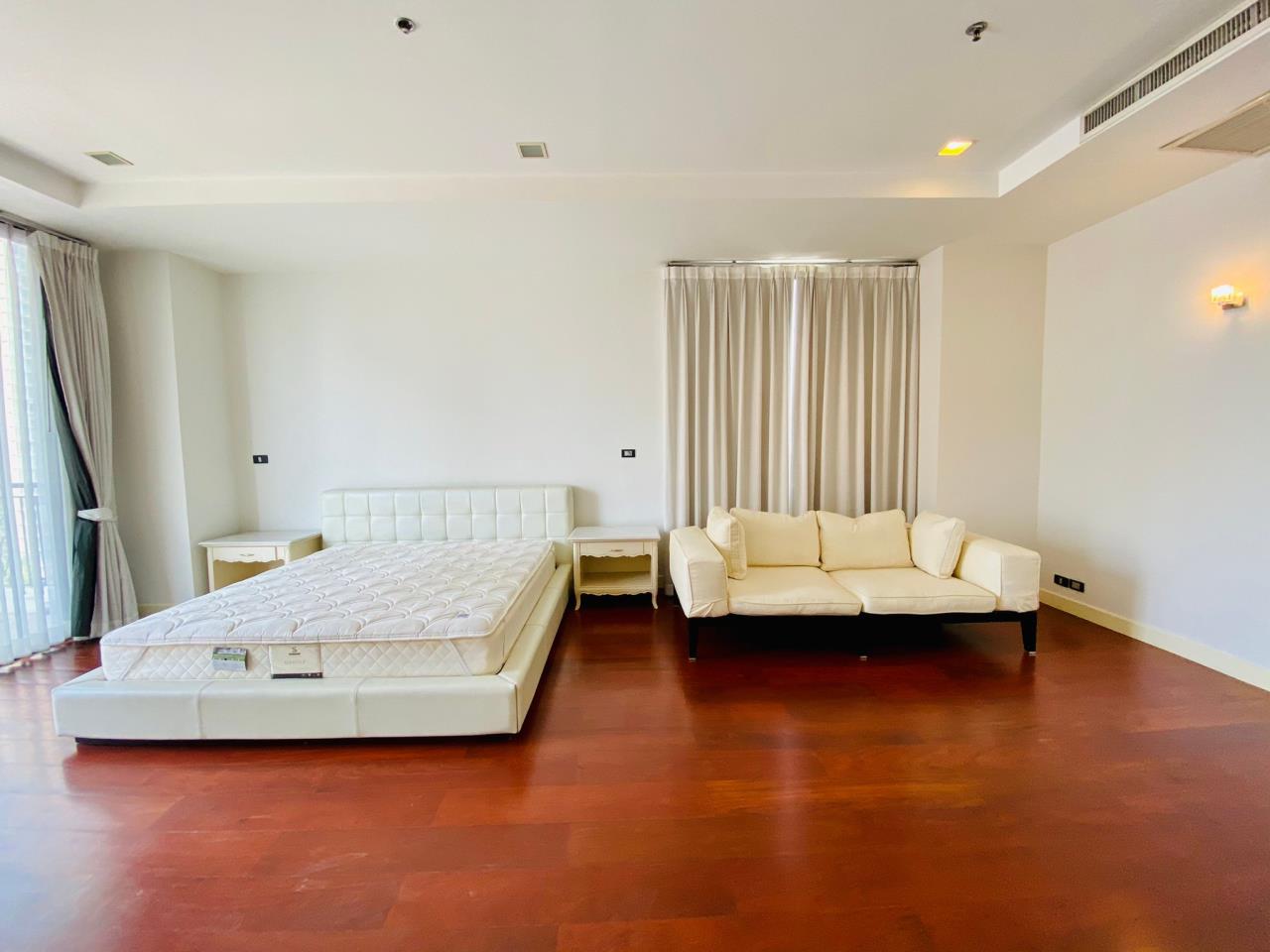 2 bedrooms 3 bathrooms at prime mansion for rent