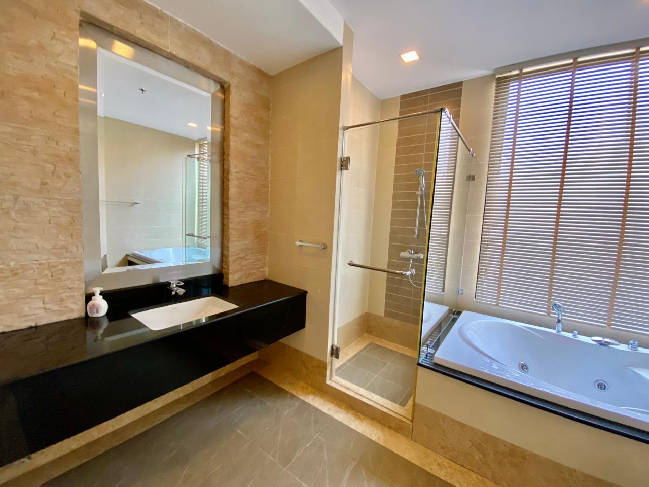 2 bedrooms 3 bathrooms at prime mansion for rent