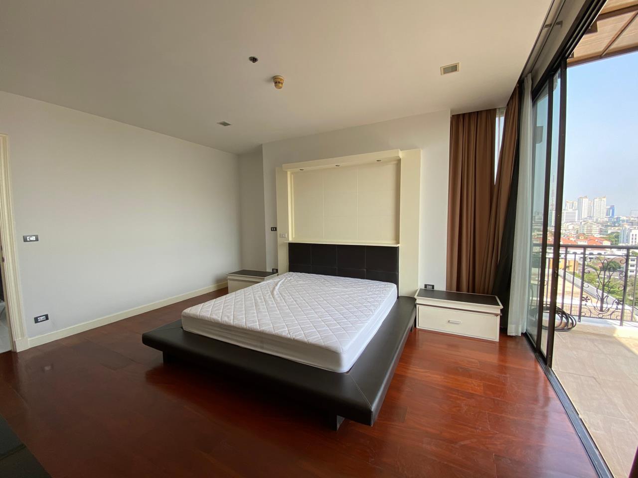 2 bedrooms 3 bathrooms at prime mansion for rent