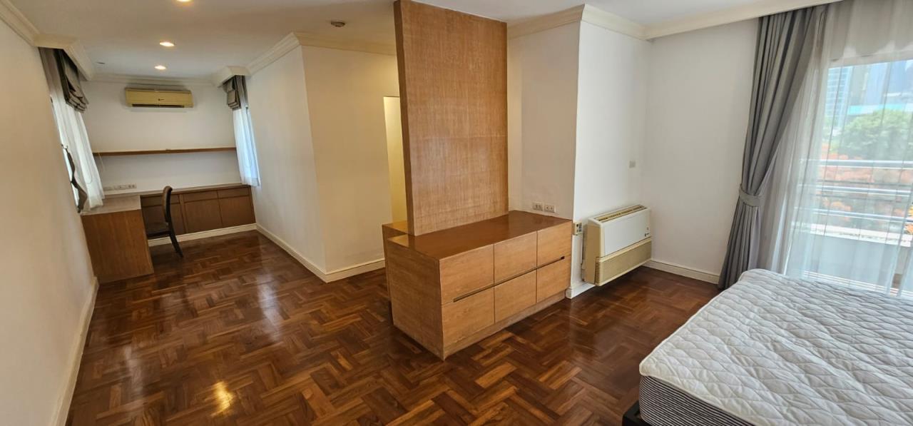 3 bedrooms 3 bathrooms at baan sawasdee for rent