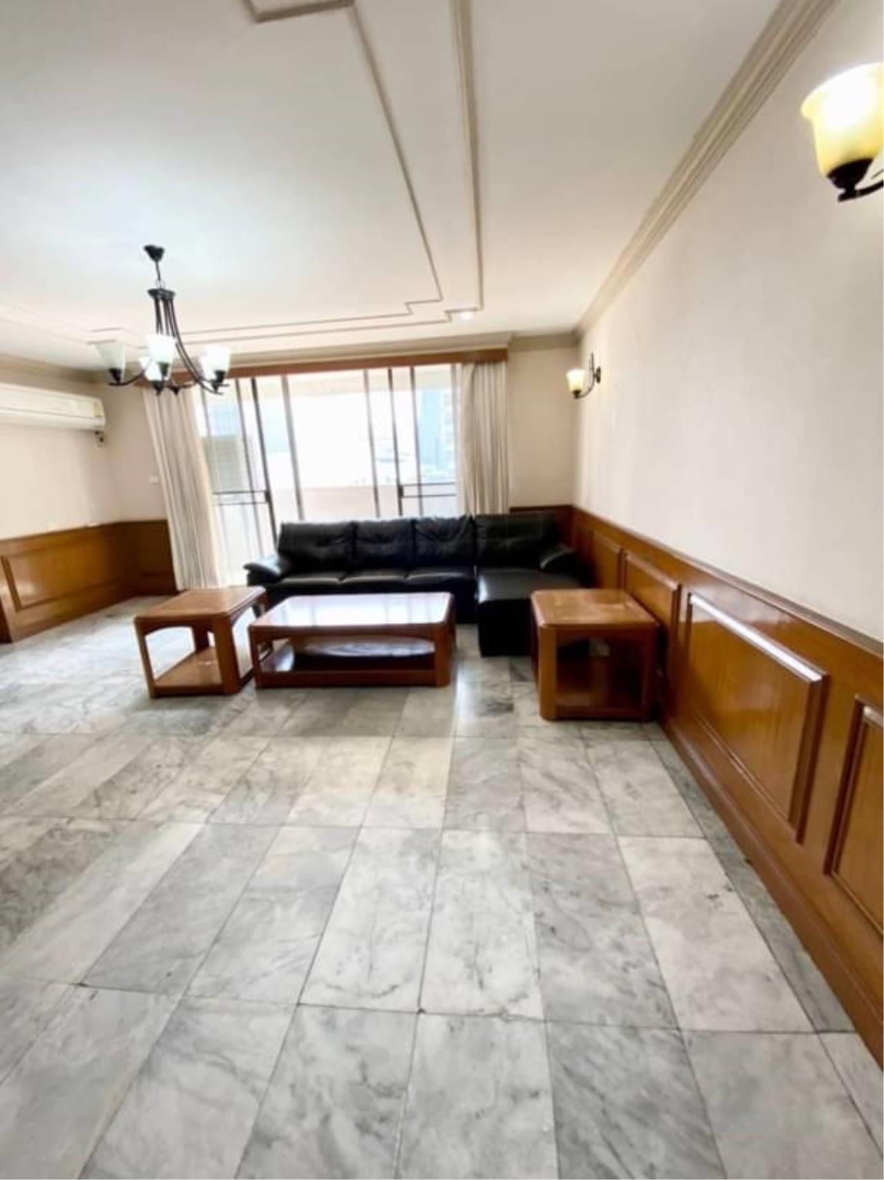 3 bedrooms 3 bathrooms at sukhumvit 31-39 for rent