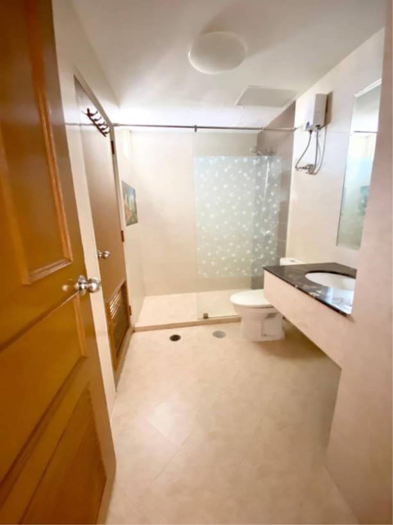 3 bedrooms 3 bathrooms at sukhumvit 31-39 for rent