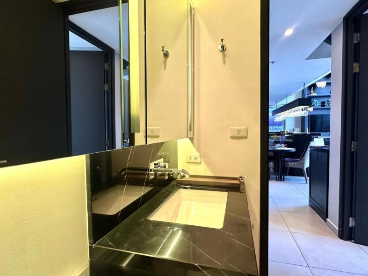 3 bedrooms 2 bathrooms at the lofts ekkamai for sale