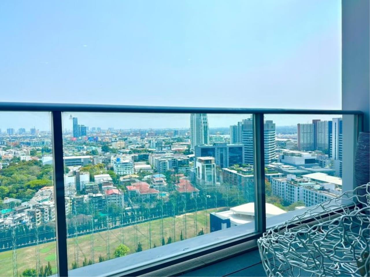 3 bedrooms 2 bathrooms at the lofts ekkamai for sale