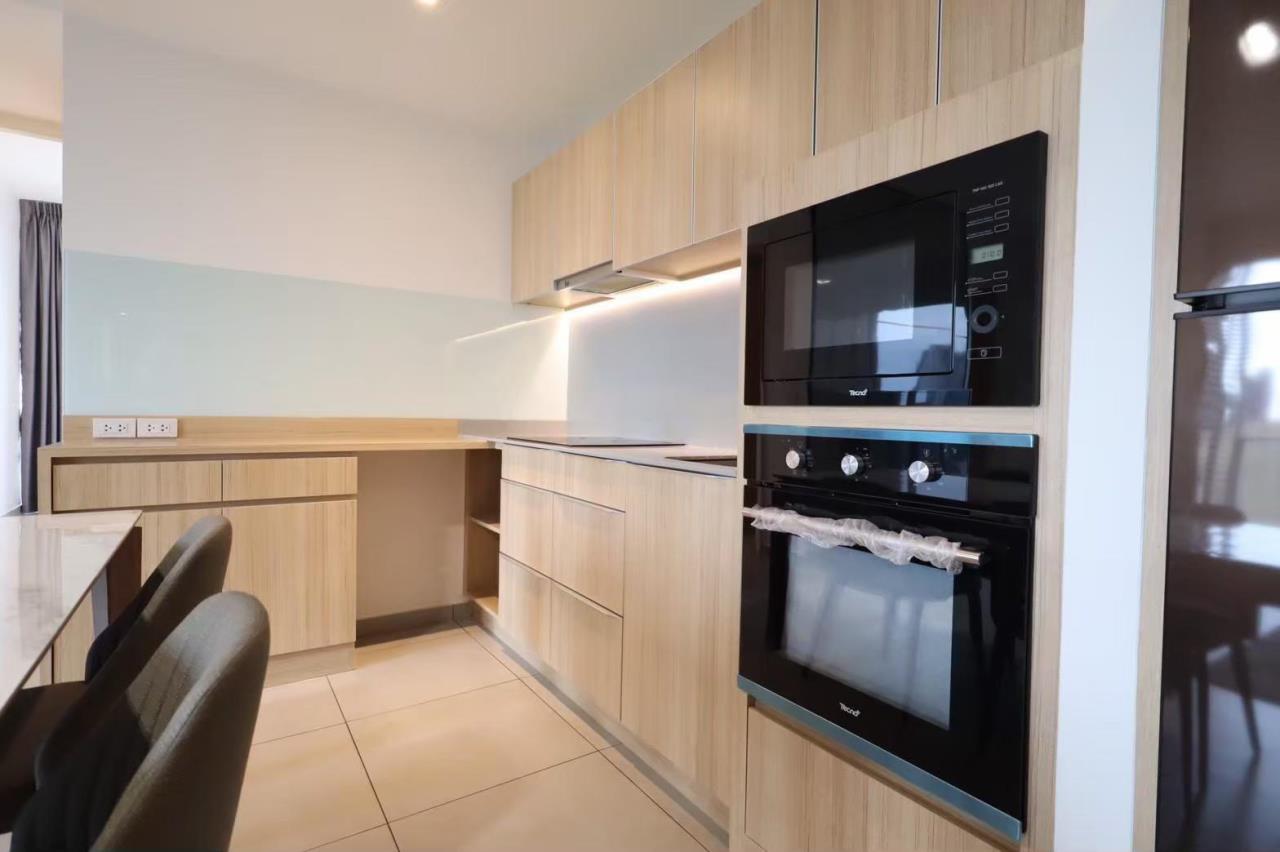 2 bedrooms 2 bathrooms at the lofts ekkamai for rent