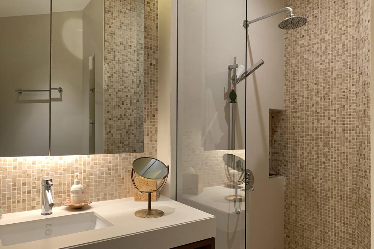 3 bedrooms 4 bathrooms at the lofts ekkamai for sale
