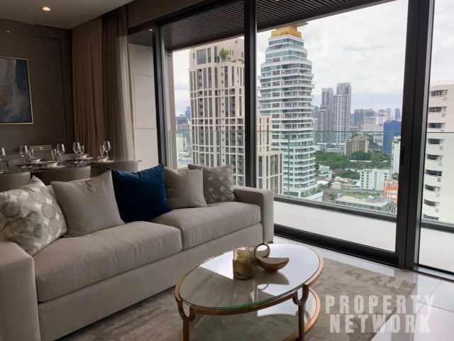 2 Bedrooms 2 Bathrooms Size 127sqm. Vittorio Sukhumvit 39 for Rent 140,000 THB for Sale 51,500,000 THB