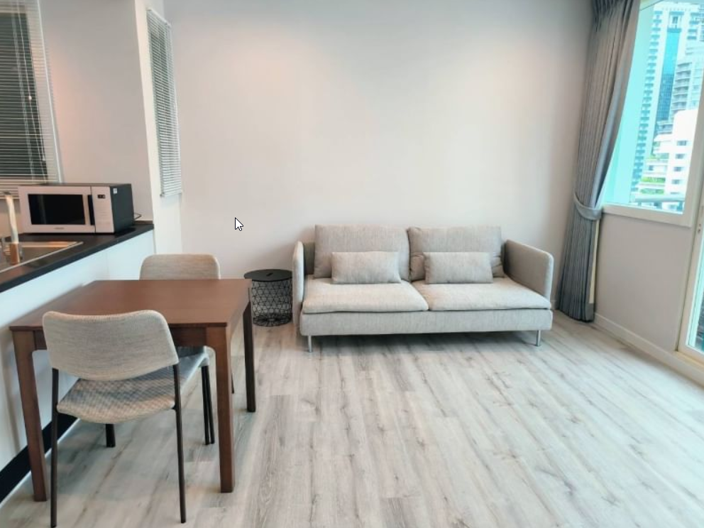 Newly renovated 1-bedroom unit at Wind Sukhumvit For rent