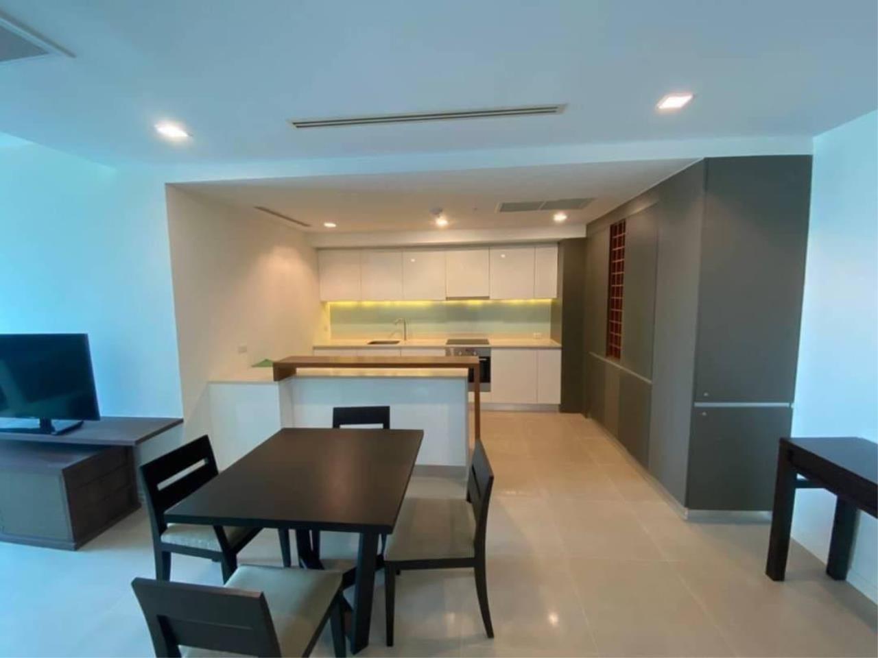 2 bedrooms 3 bathrooms 1 study room the river condominium for rent