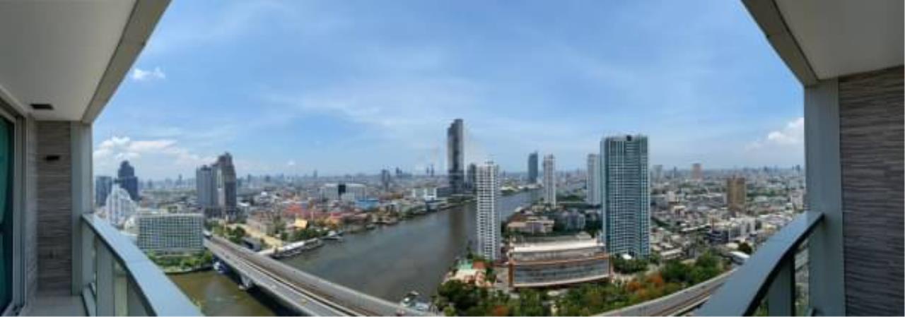 3 bedrooms 4 bathrooms the river for sale