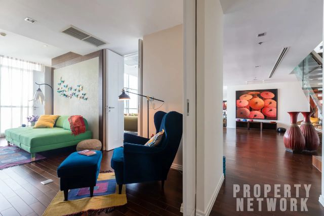 4 bedrooms 4 bathrooms the river for sale