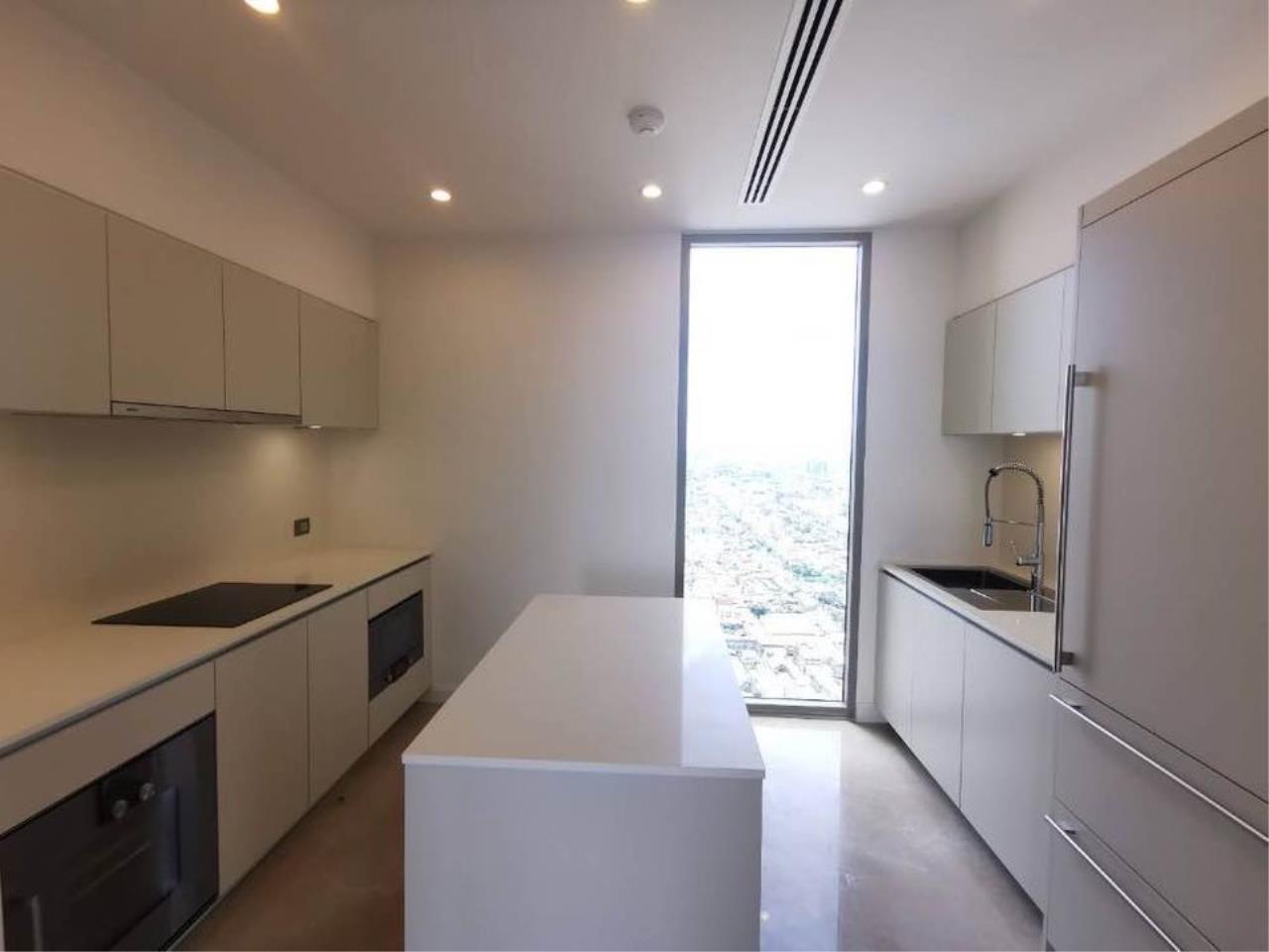 5 bedrooms 5 bathrooms magnolias waterfront residences for sale