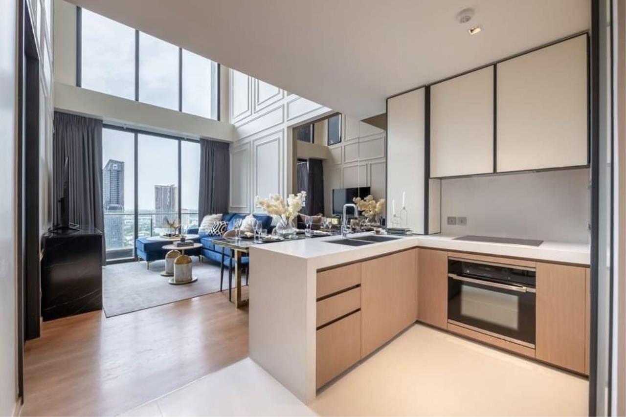2 Bedrooms 2 Bathrooms Size 103sqm. BEATNIQ Sukhumvit 32 for Rent 160,000 THB