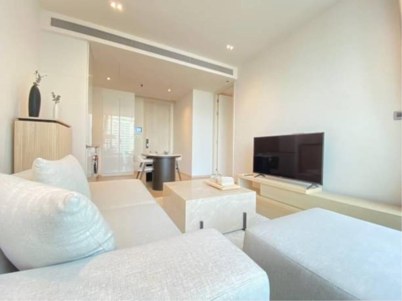 1 bedroom 1 bathroom the strand thonglor for rent