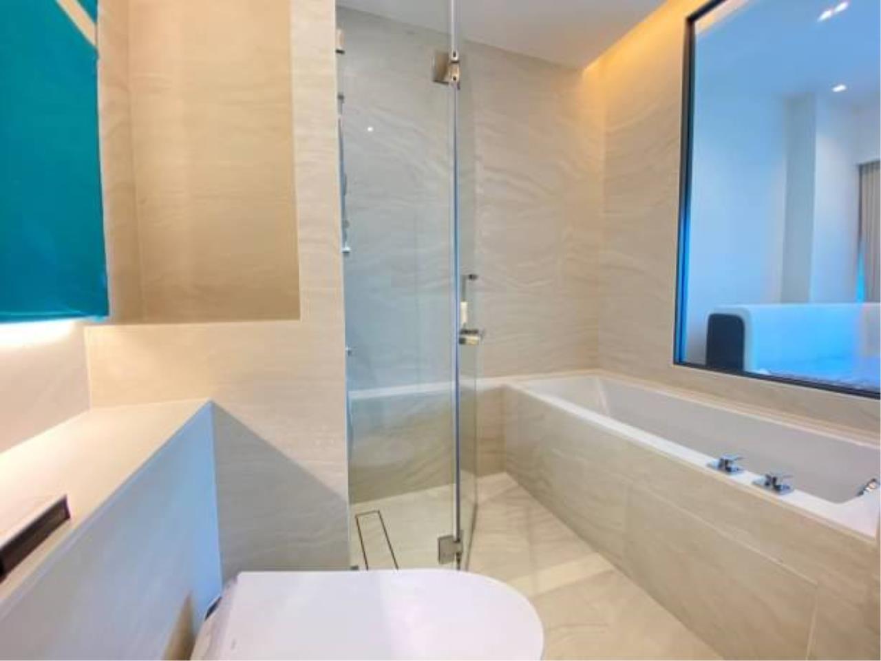 1 bedroom 1 bathroom the strand thonglor for rent