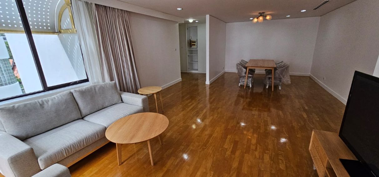 3 bedrooms, 1 Bathroom 150sqm Tipamas Suites For Rent
