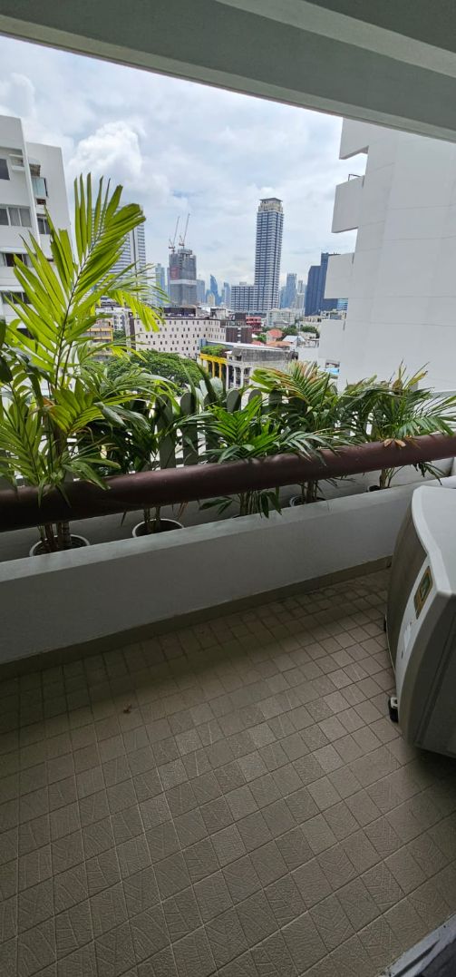 3 Bedrooms, 3 Bathrooms + Maid Quarter 9th Floor 250sqm Esmeralda Apartments For Rent 95000THB