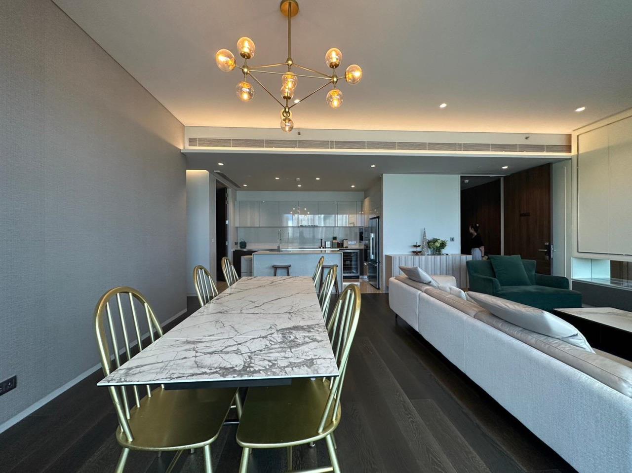 3 bedrooms 3 bathrooms tela thonglor for sale