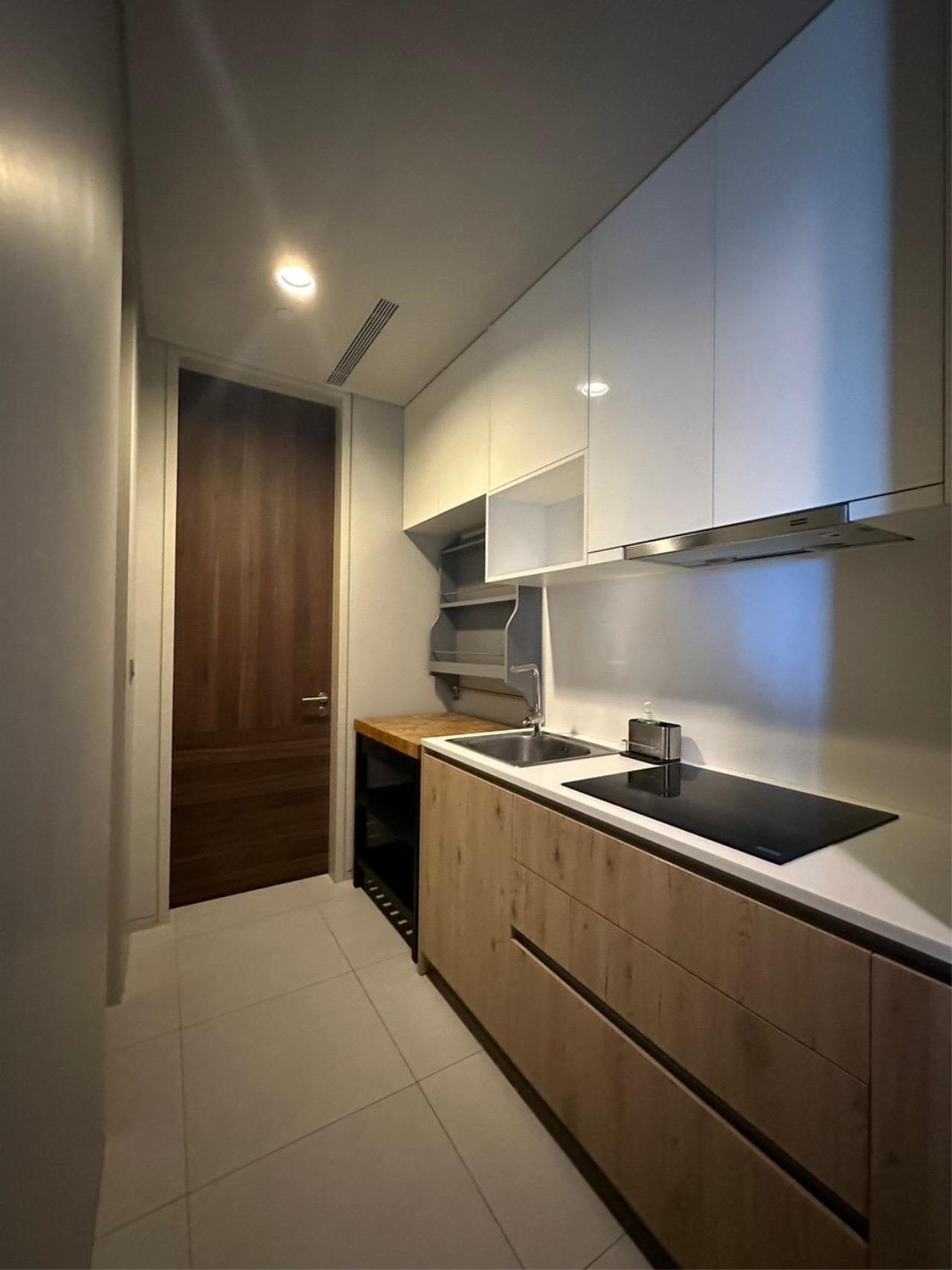 3 bedrooms 3 bathrooms tela thonglor for sale