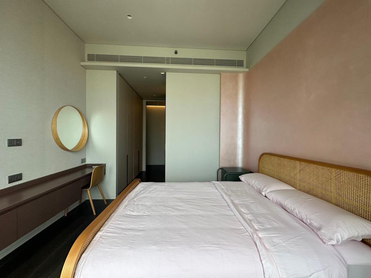 3 Bedrooms 3 Bathrooms Size 202sqm Tela Thonglor 36 for Rent 230,000 THB