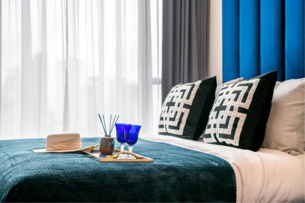 2 Bed 2 Bath Khun by yoo Size 82 Sqm for Rent 115000 for Sale 33900000 THB