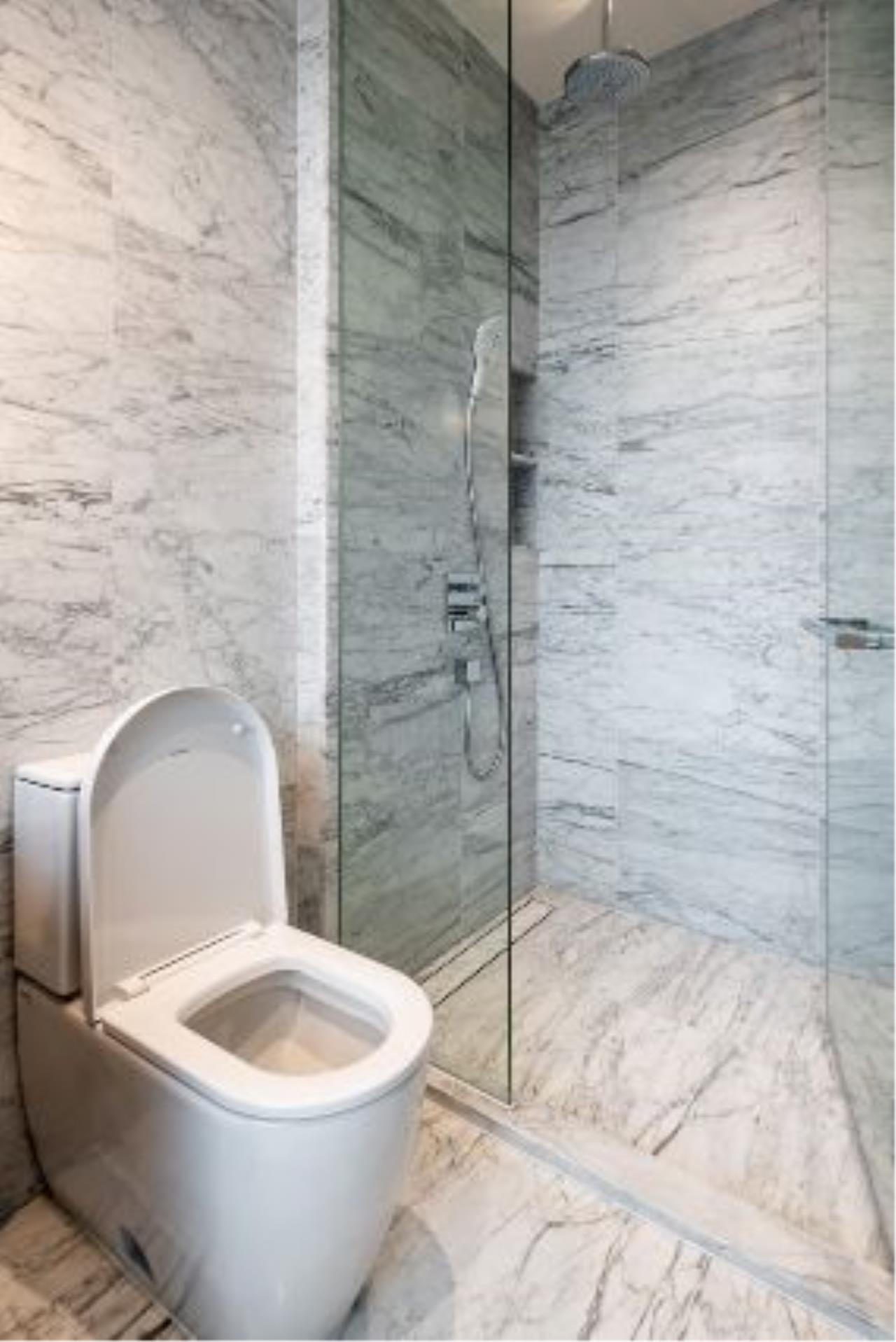 2 Bed 2 Bath Khun by yoo Size 82 Sqm for Rent 115000 for Sale 33900000 THB