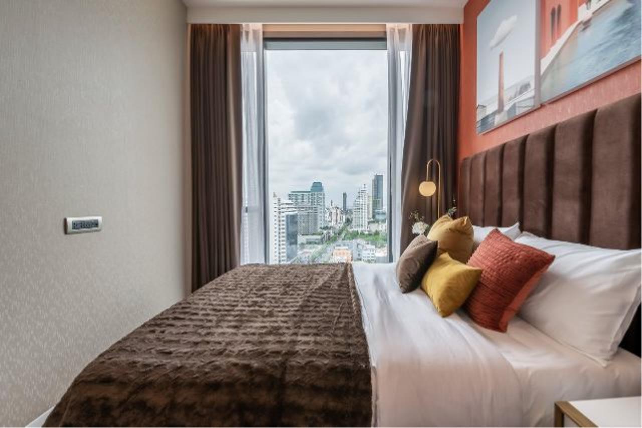 Bed2Bath Khun by yoo Size82 Sqm for Rent 120000 for Sale 34400000 THB