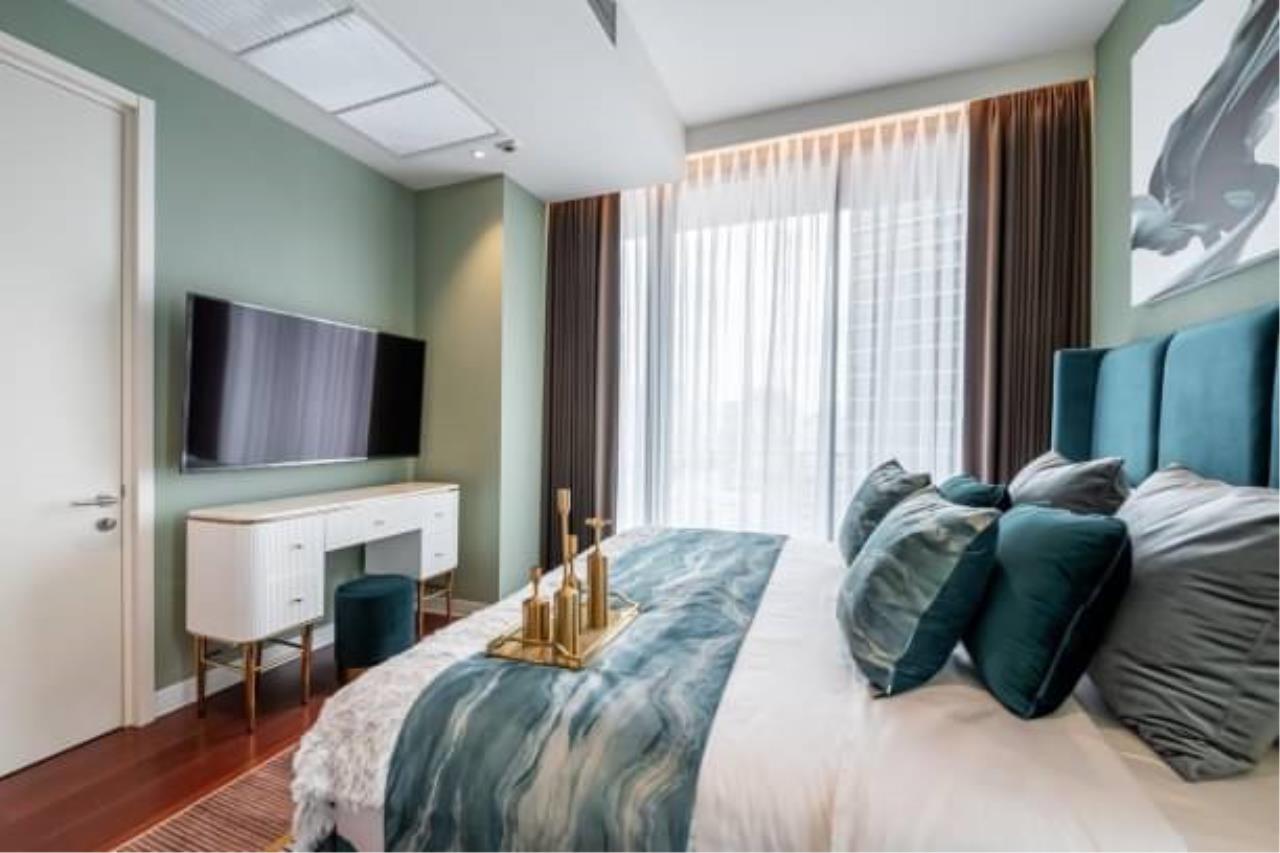 2 bedrooms 2 bathrooms khun by yoo thonglor for rent