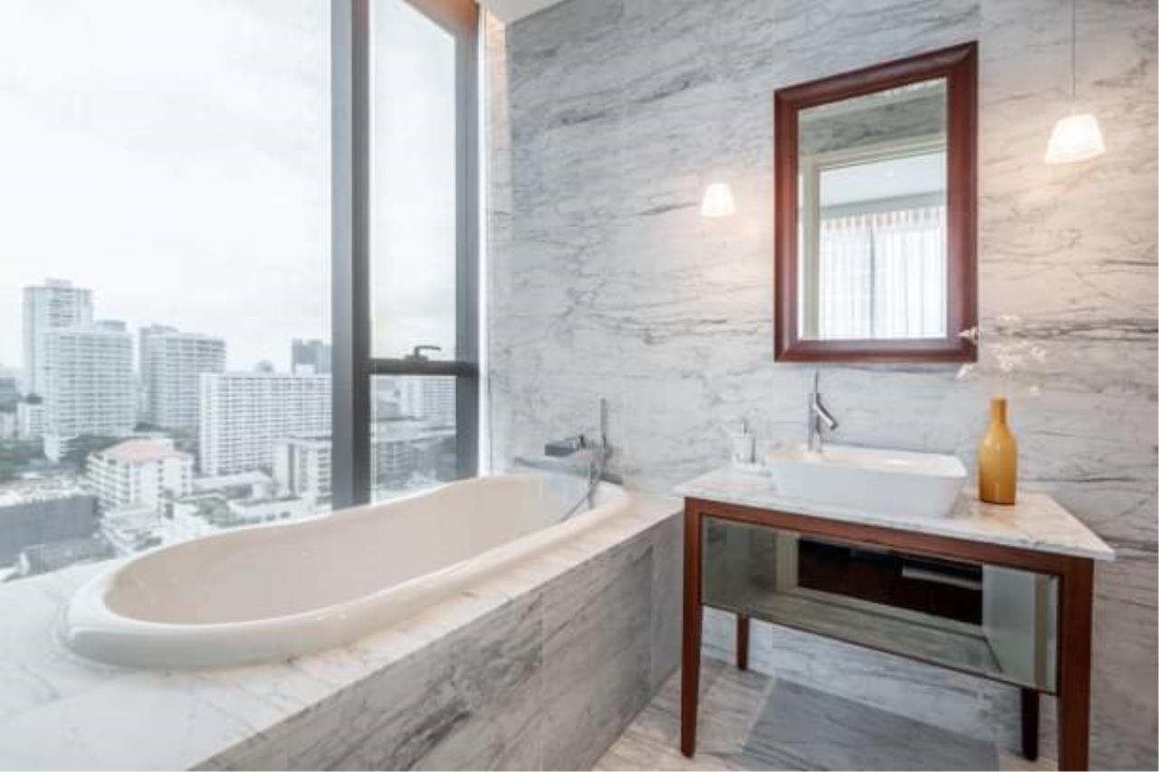 2 bedrooms 2 bathrooms khun by yoo thonglor for rent