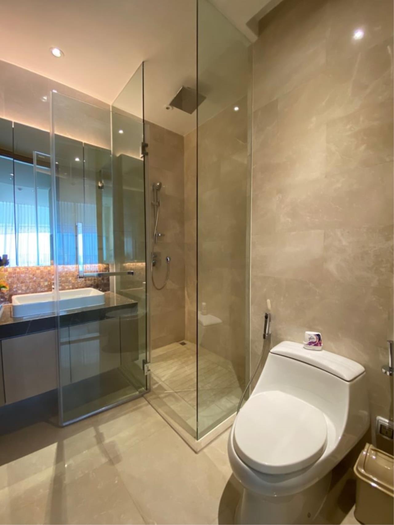 2 bedrooms 2 bathrooms magnolias ratchadamri boulevard for rent
