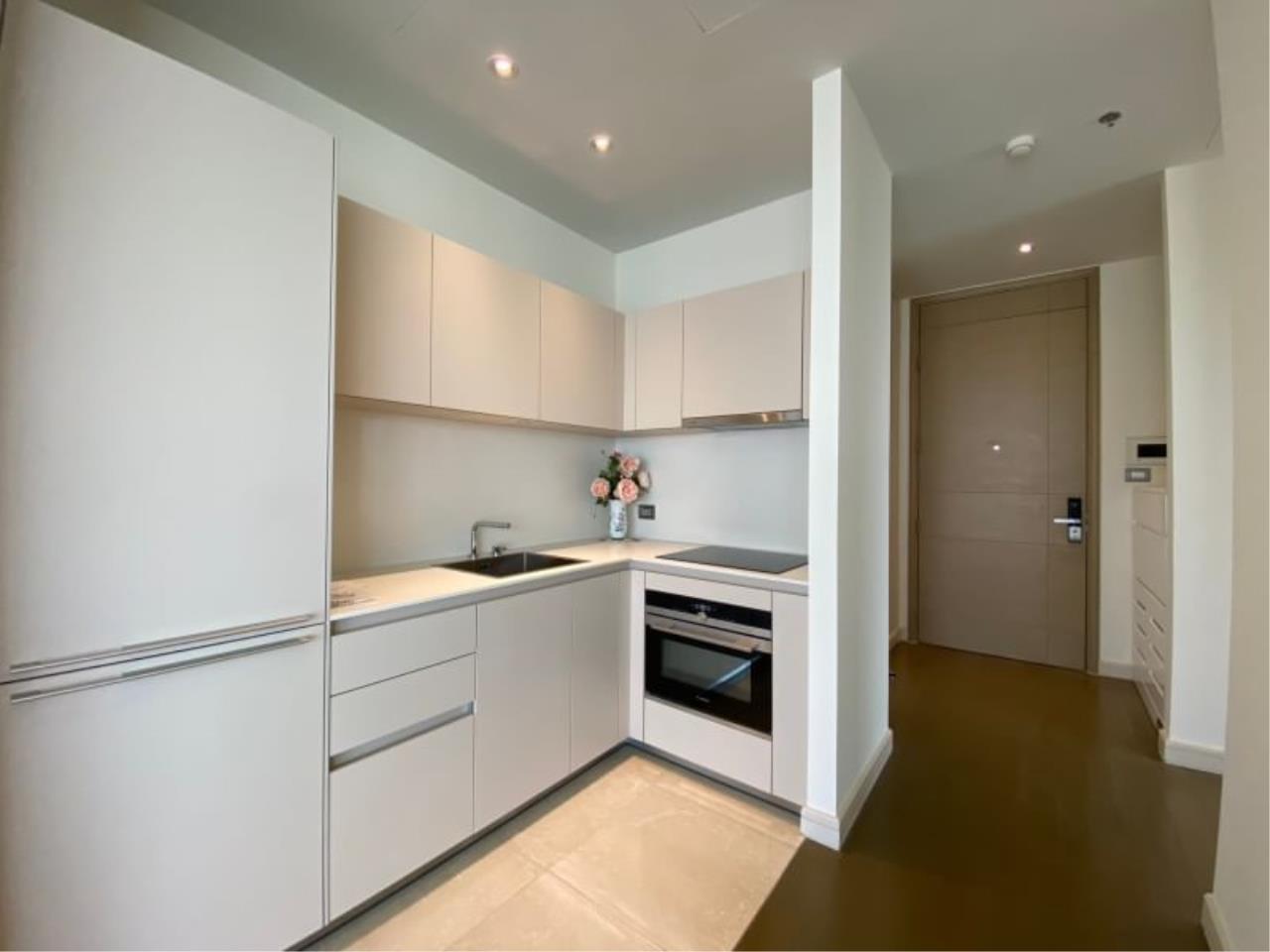 2 bedrooms 2 bathrooms magnolias ratchadamri boulevard for rent