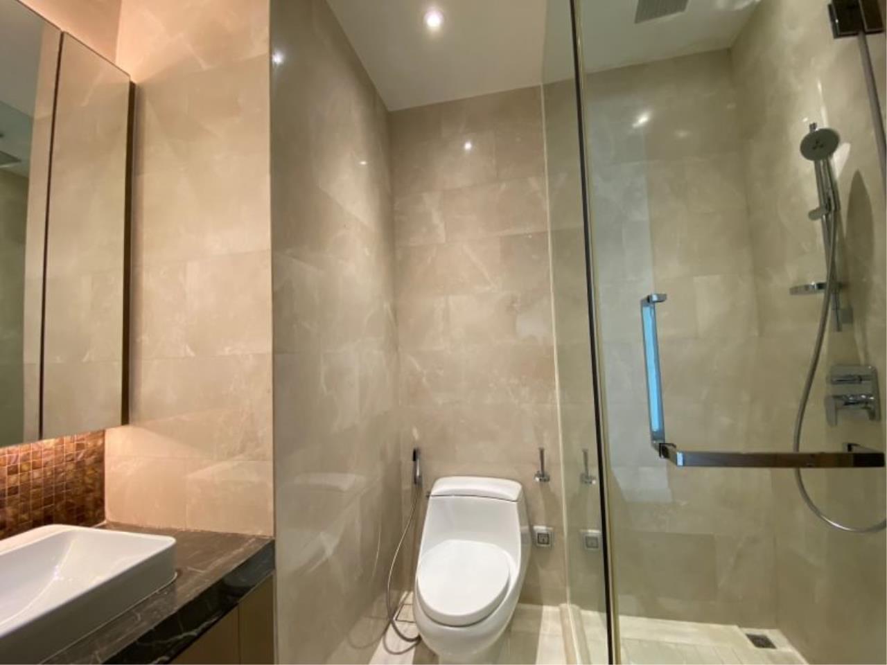 2 bedrooms 2 bathrooms magnolias ratchadamri boulevard for rent