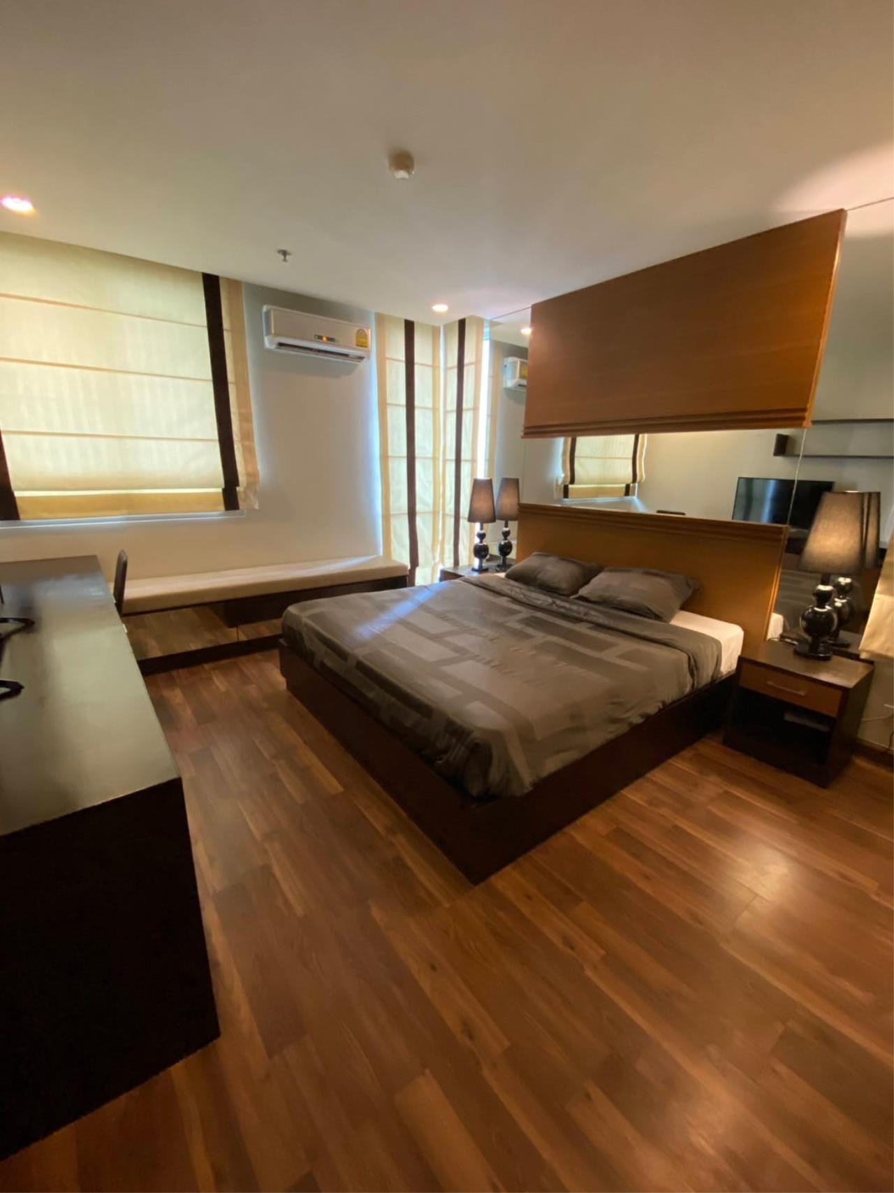 2 bedrooms 2 bathrooms the rajdamri for rent