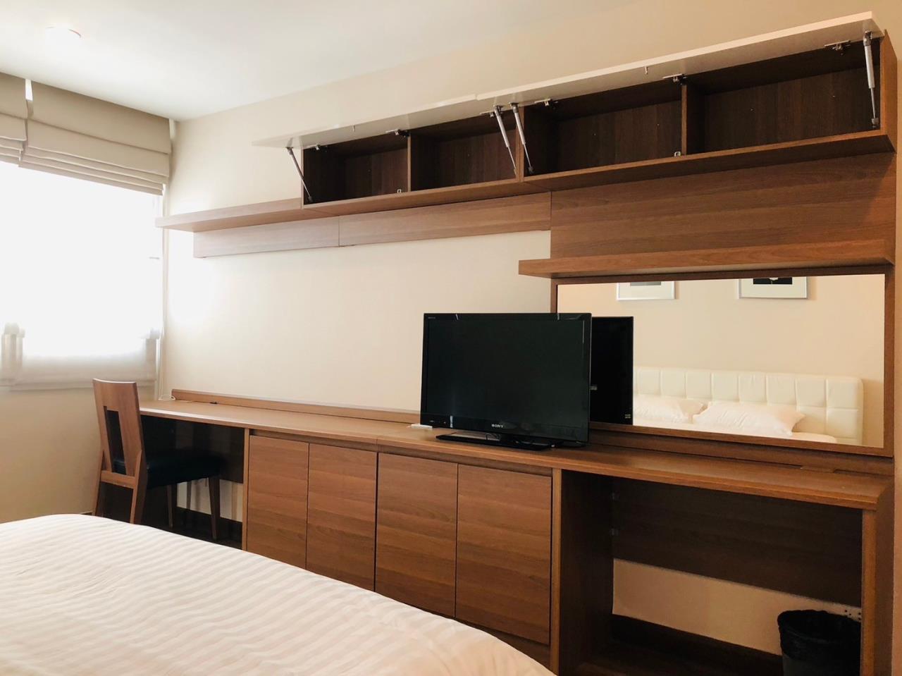 2 bedrooms 2 bathrooms the rajdamri serviced residence for rent
