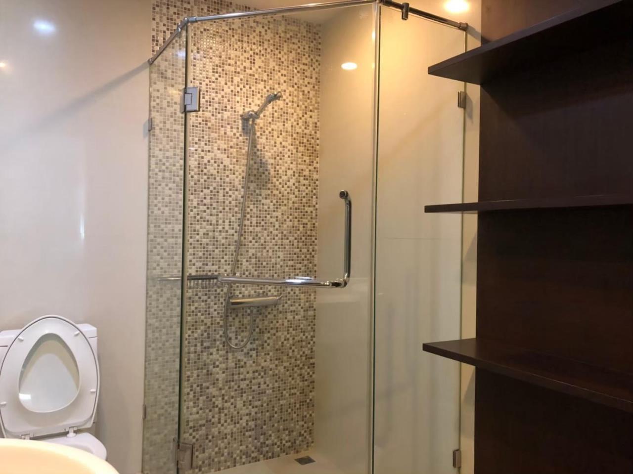 2 bedrooms 2 bathrooms the rajdamri serviced residence for rent