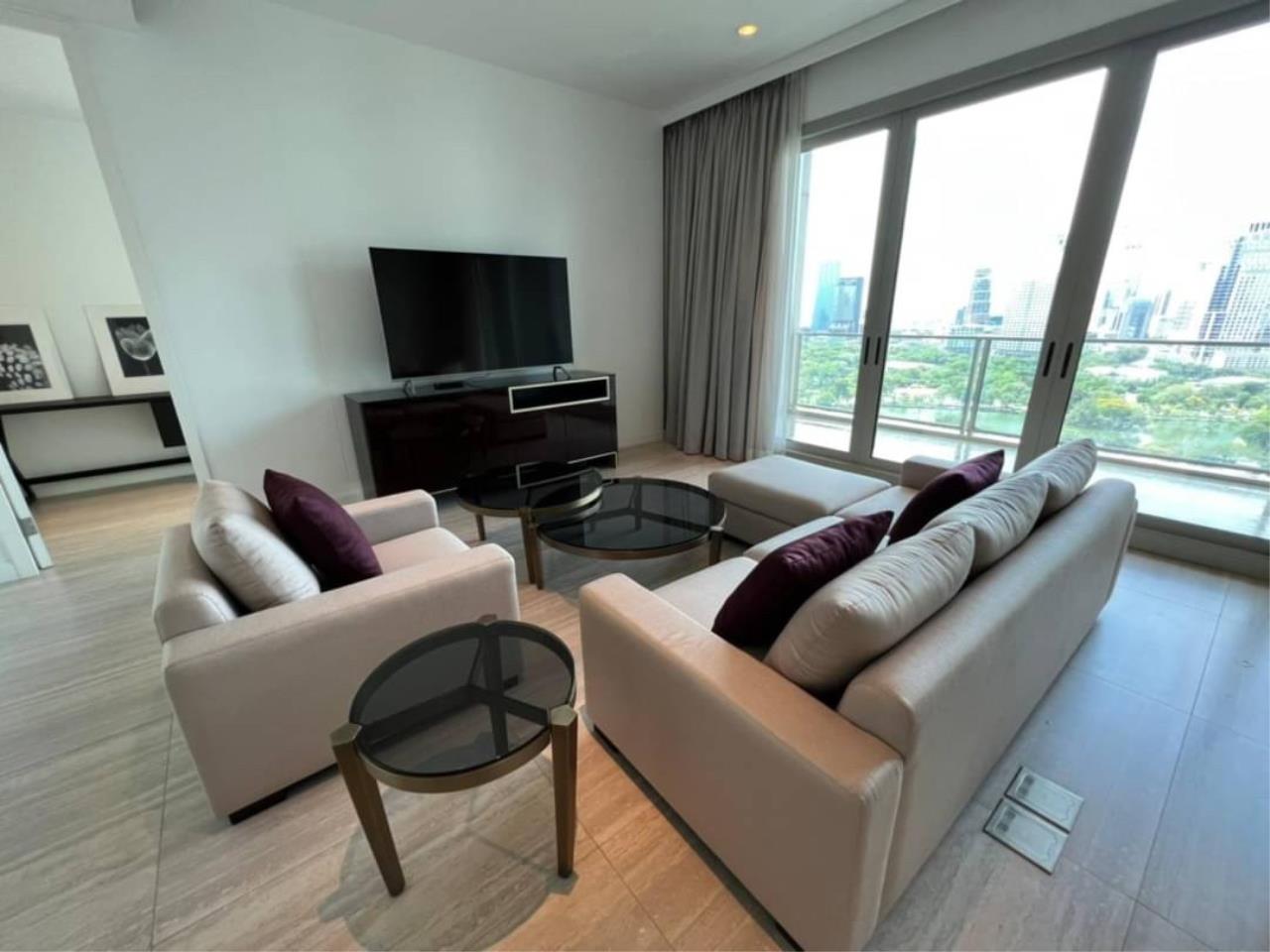 3 bedrooms 3 bathrooms the rajdamri for rent